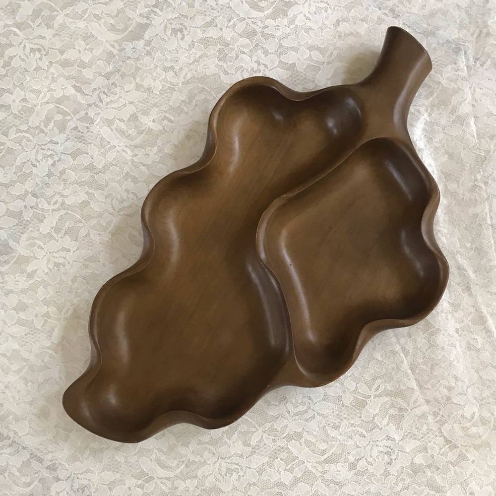 Vintage carved wood divided leaf